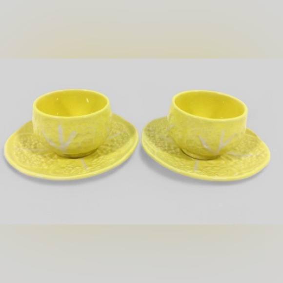 Vtg Portugal Pottery Majolica Yellow CABBAGE Leaf 2 CUPS & SAUCERS Set 4 Pc. - Picture 4 of 8